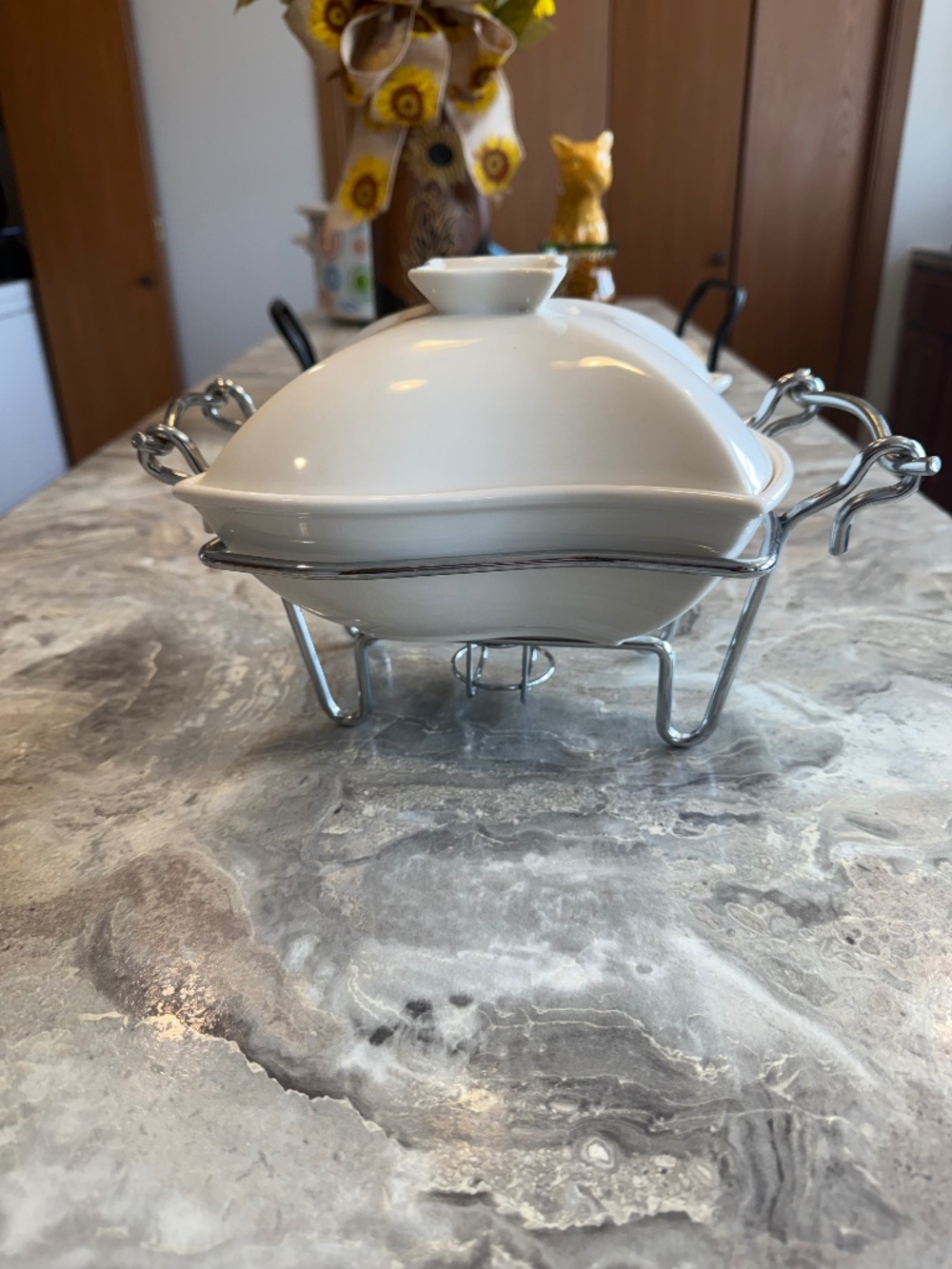 Godinger Siena covered porcelain baker, mid-century inspired Square Ware design